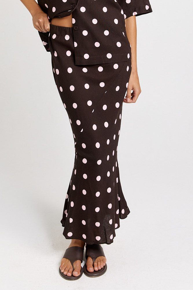 Betty Basics Sable Bias Yoke Skirt in chocolate and pink polka dot, detail view