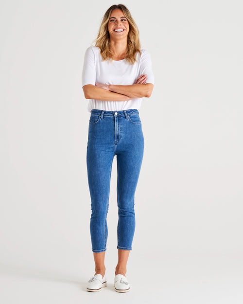 Betty Basics Betty Essential Jeans - Vintage Blue (view 4)