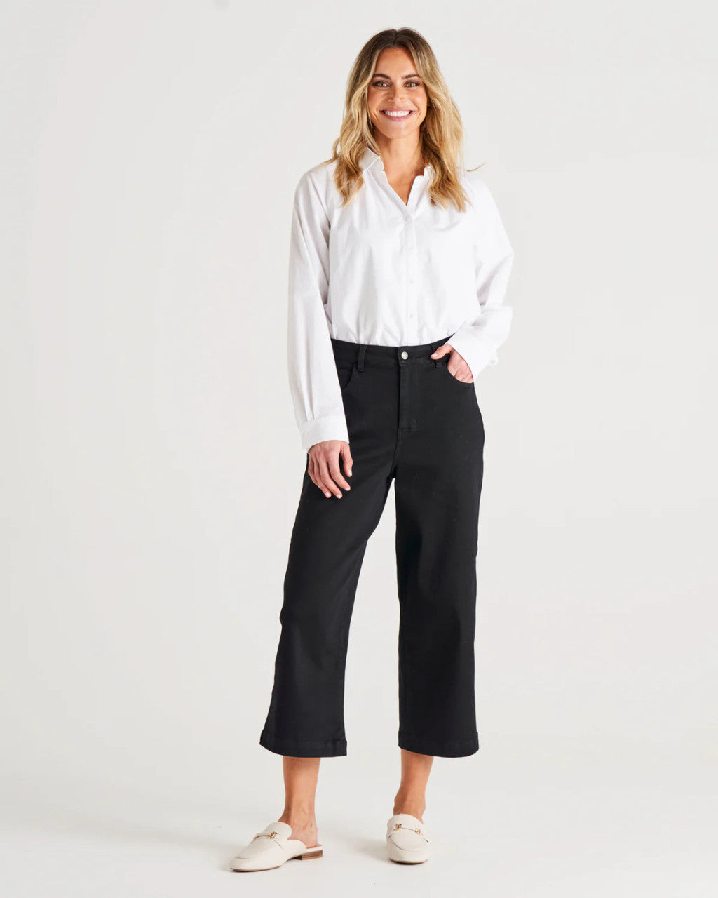 Betty Basics Tabitha Crop Jean - Black (view 2)