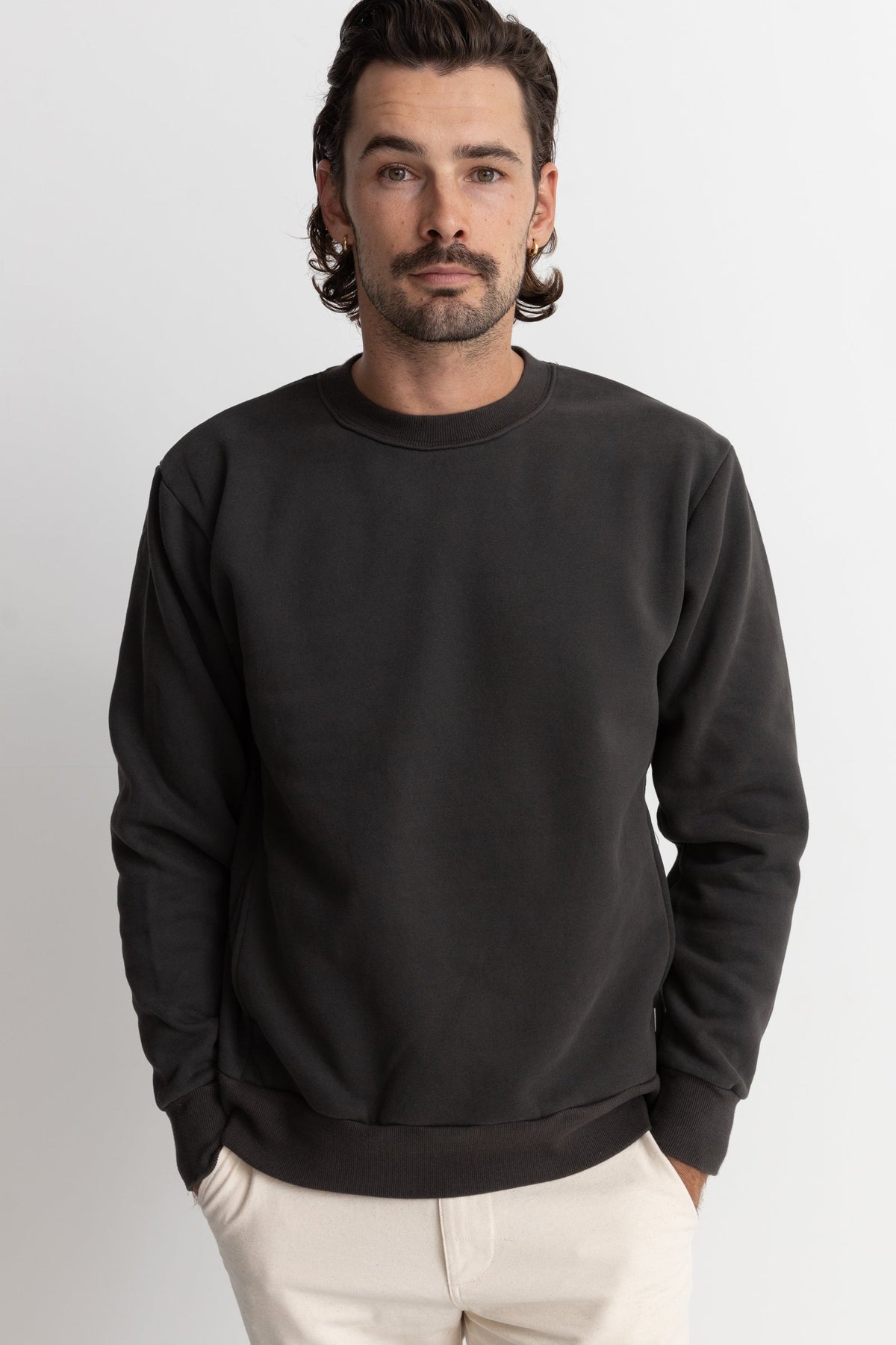 Classic Fleece Crew - Vintage Black
