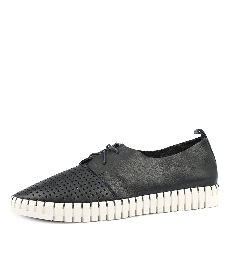 Django & Juliette Huston Sneaker - Navy (view 2)