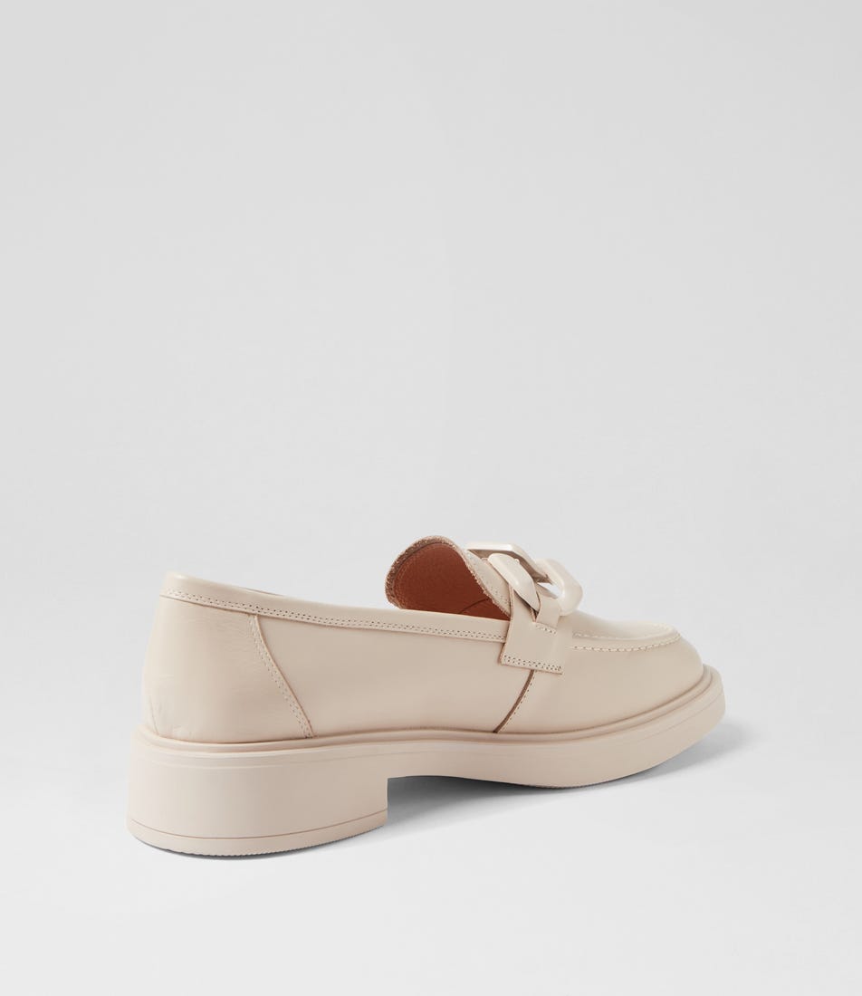 Ishie - Almond Leather