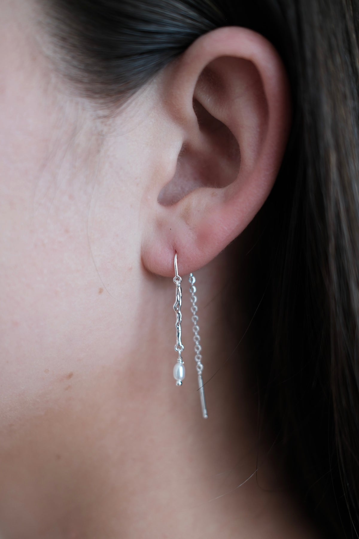 Zafino Alessia Thread Earring silver worn