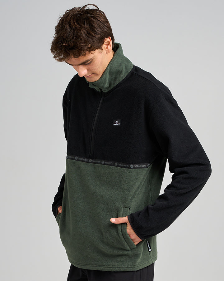 Tidal Quarter Zip - Oil Green