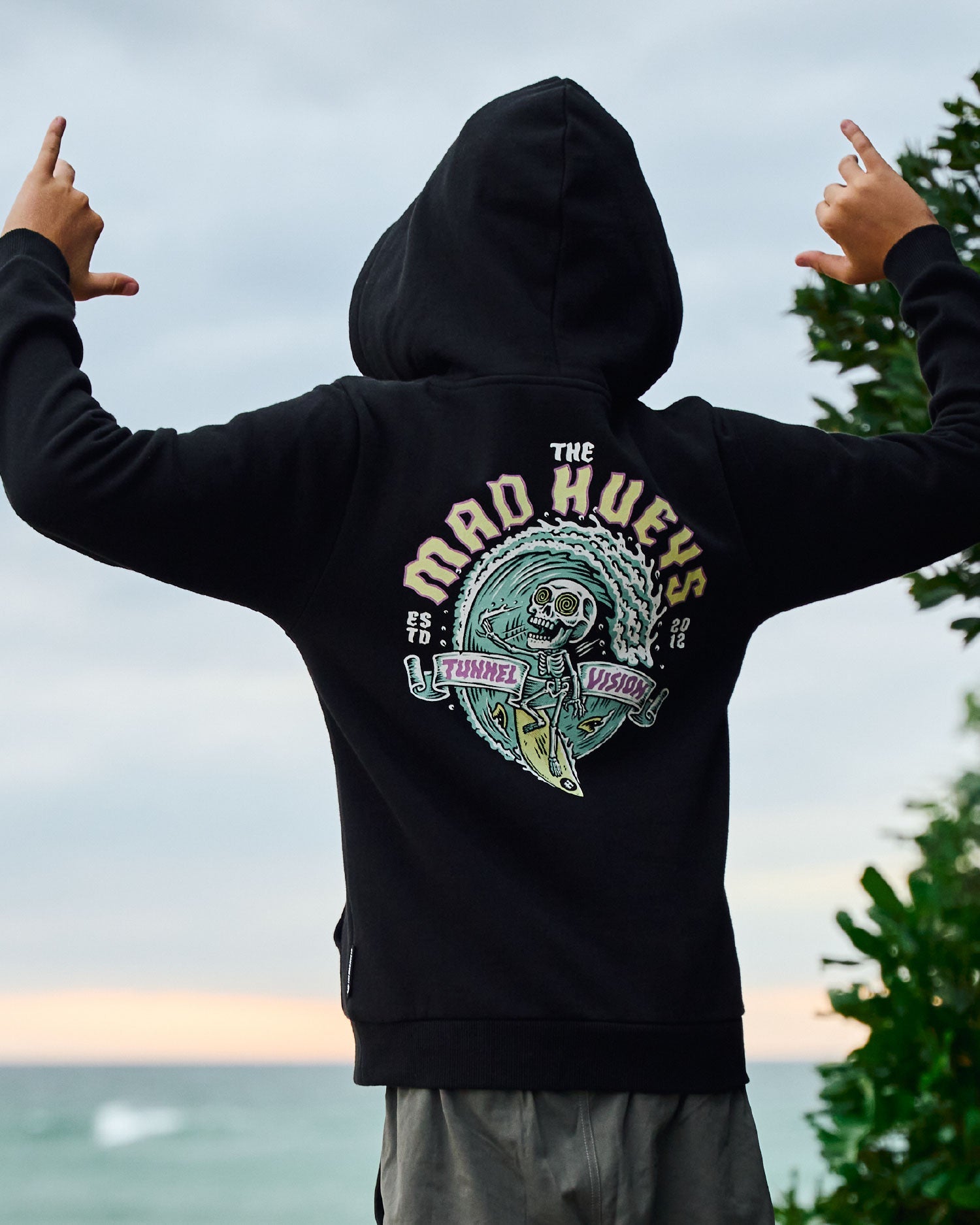 The Mad Hueys Tunnel Vision Youth Pullover Black