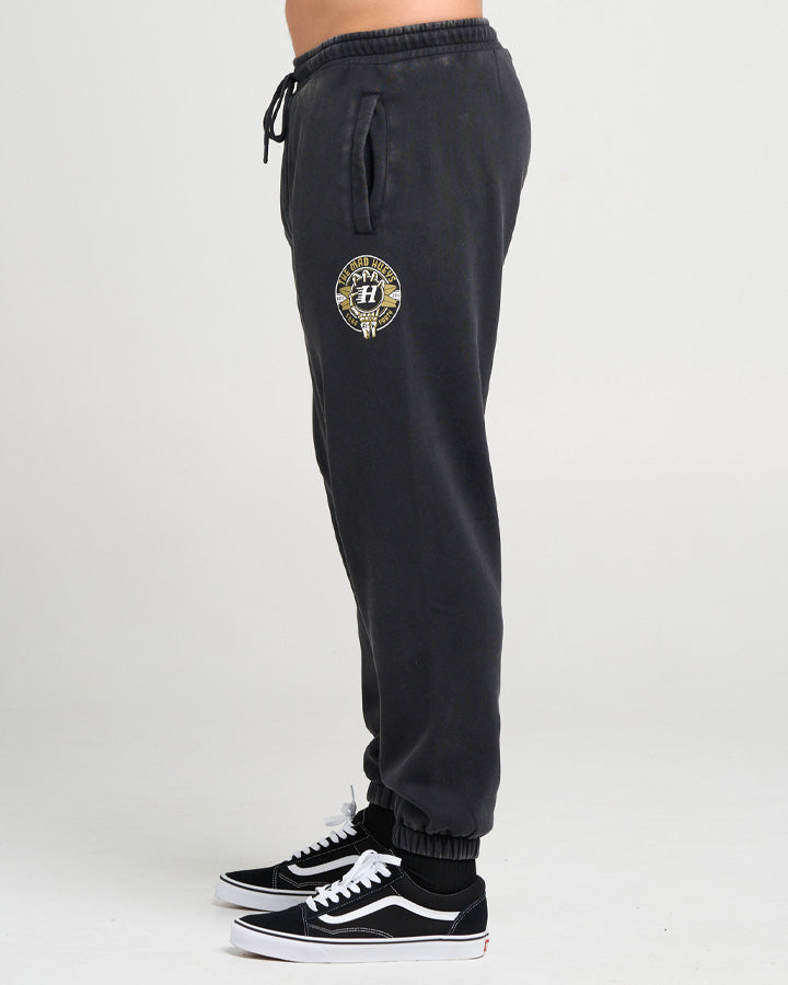 The Mad Hueys Surf Hueys Trackpant - Washed Black (view 2)