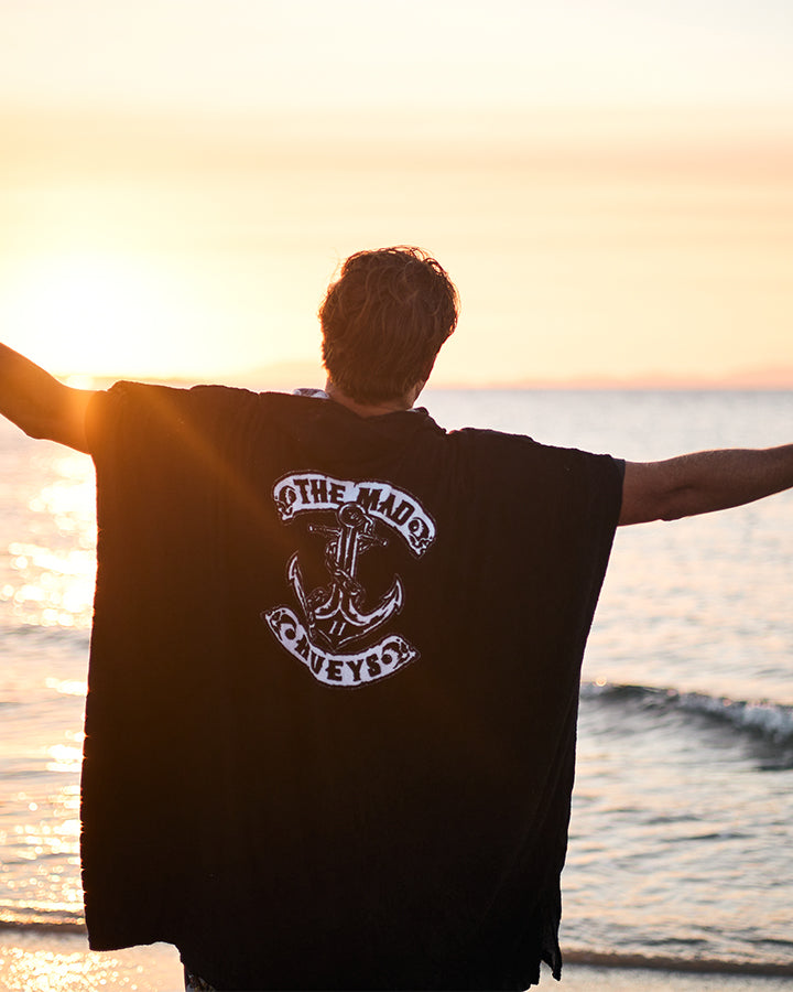 Skull Anchor Hooded Beach Towel - Black