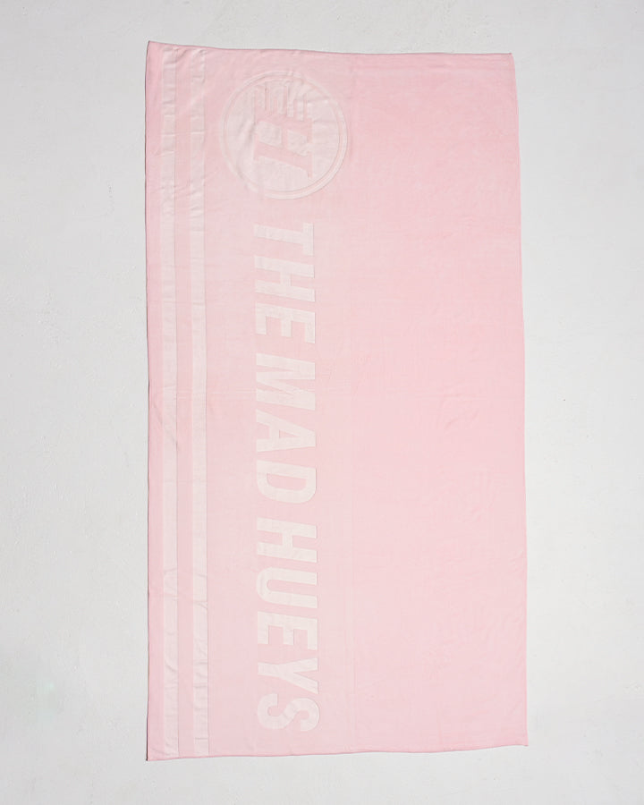 The Mad Hueys Hueys Women's Beach Towel (view 2)