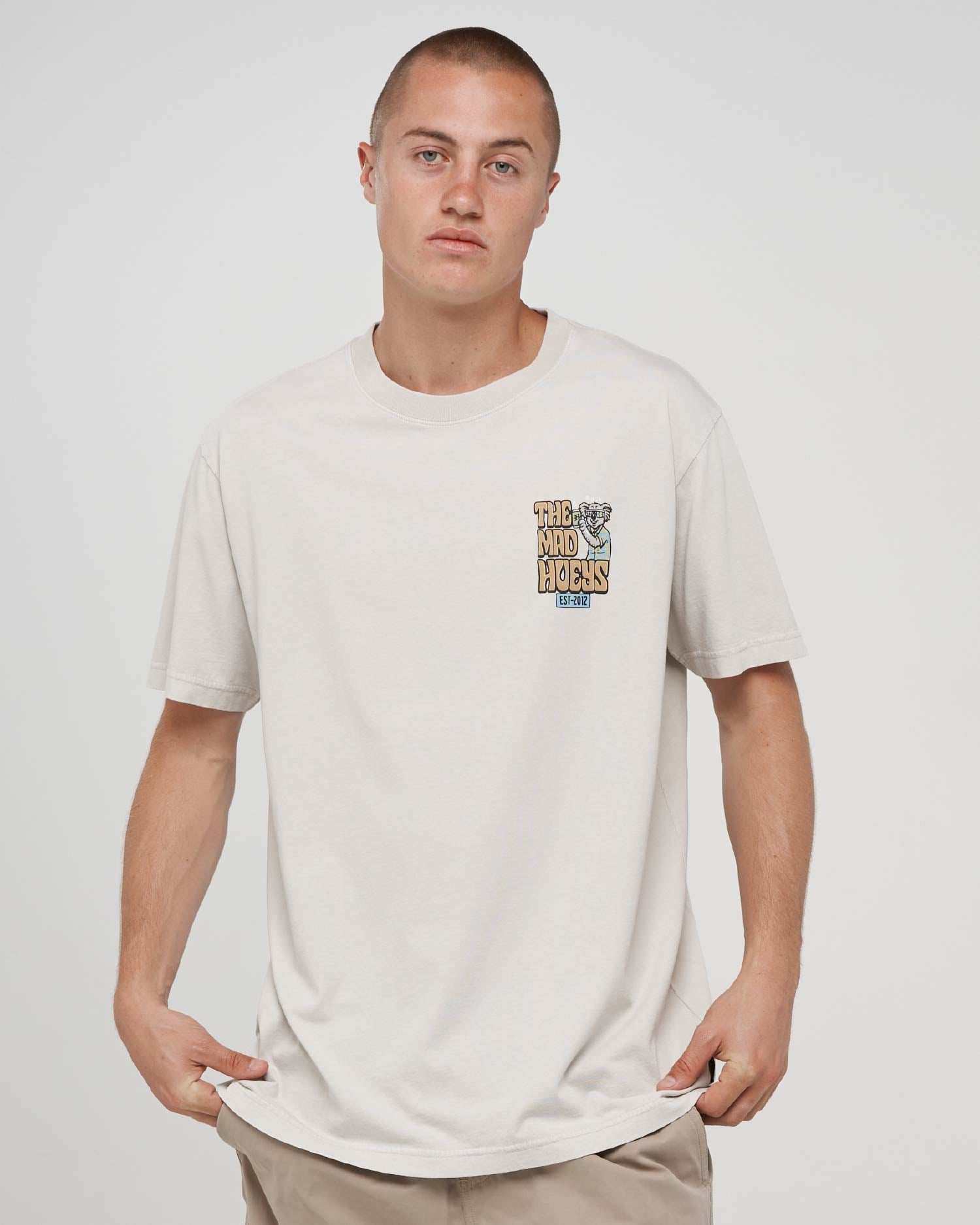 Mad Hueys Loving Every Ute SS Tee in smoke washed - back
