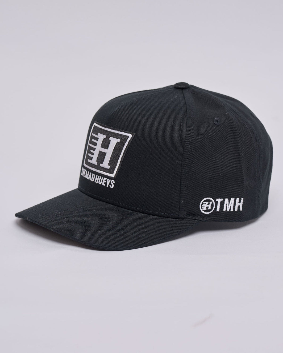 The Mad Hueys Parallel Hueys Twill Snapback in Black