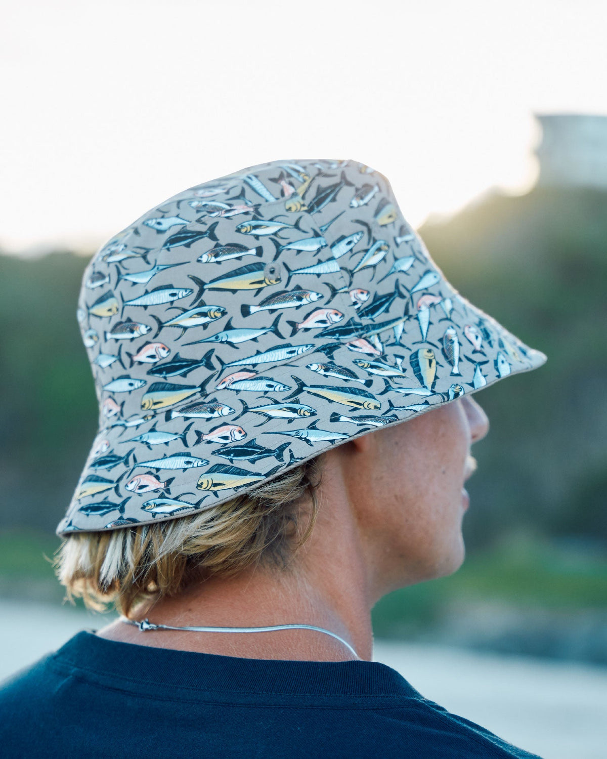 Mad Hueys Pro Hueys Reversible Bucket Hat in taupe