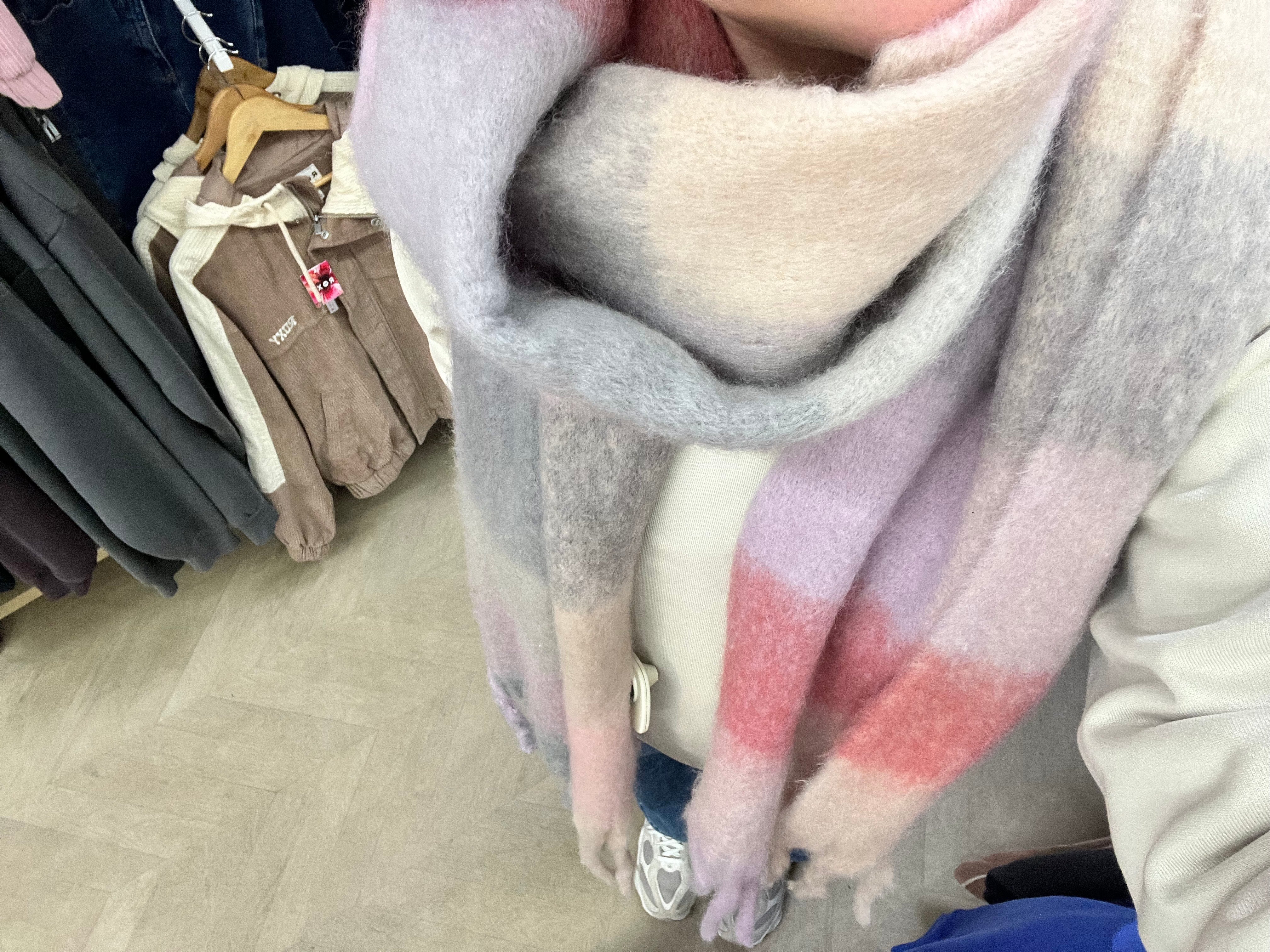 Iris Maxi Tassel Scarf - Pink / Neutral Check (view 2)