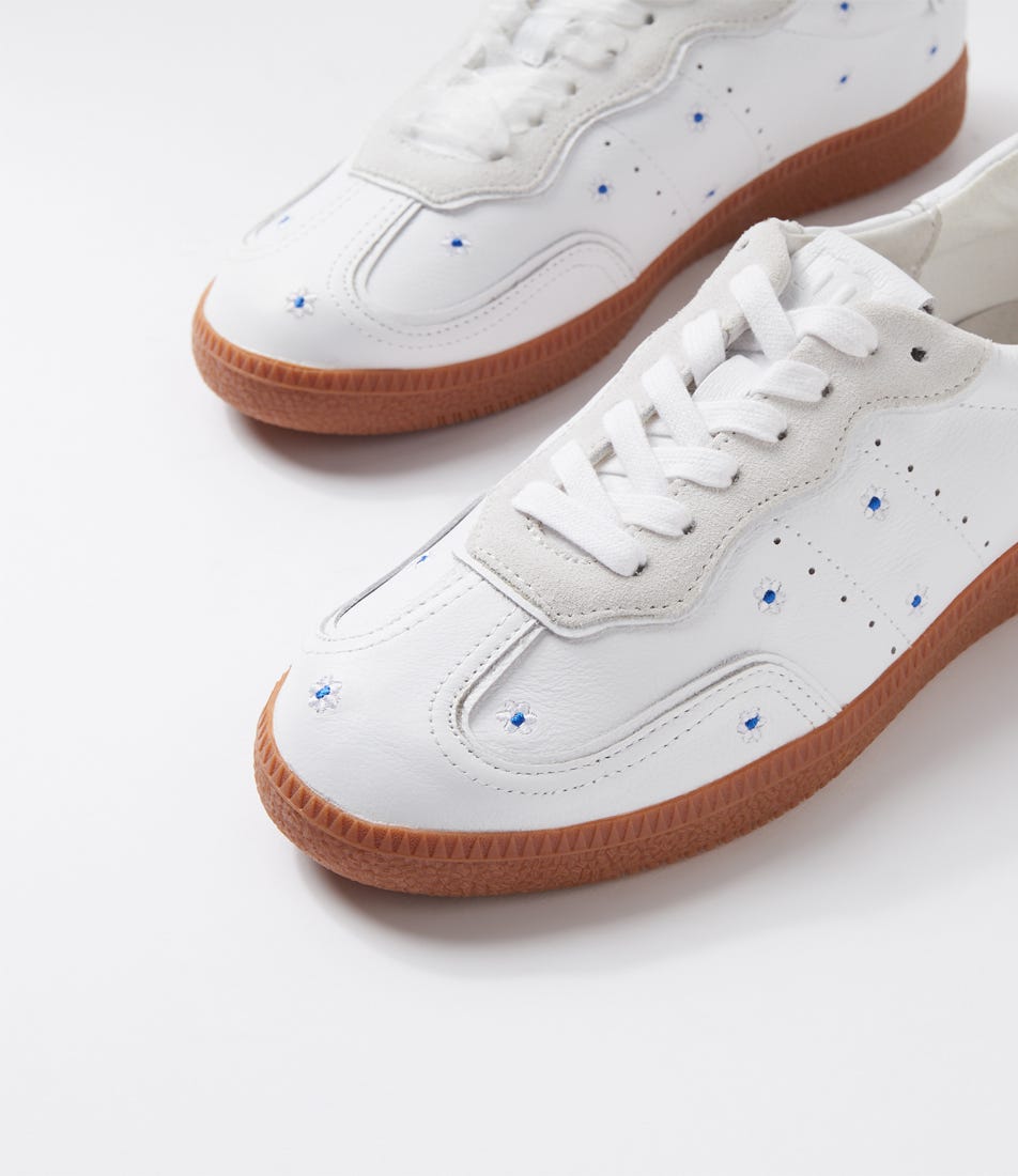 Deelara Sneaker - White