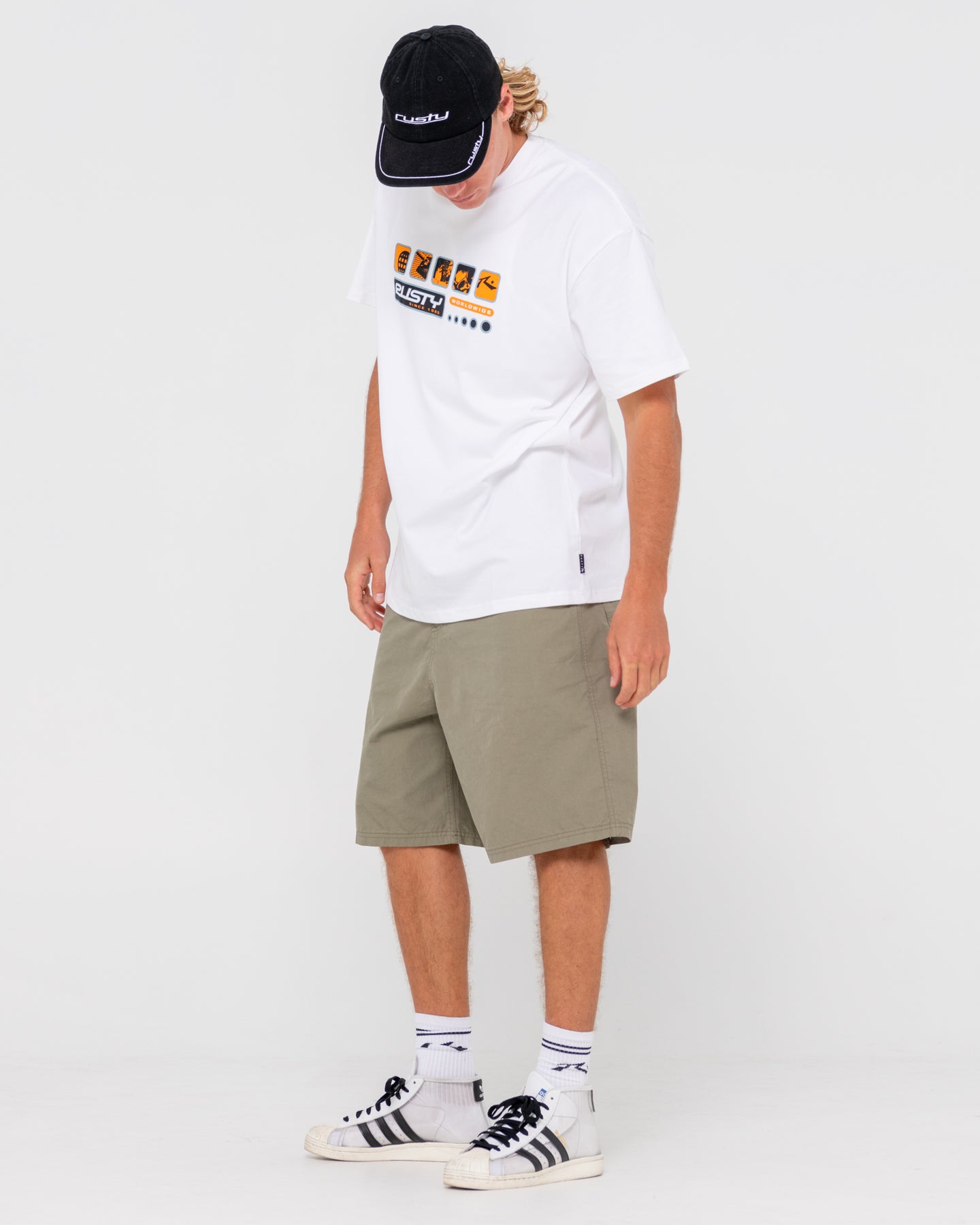 Loose Unit Six Panel Snapback Cap - Black