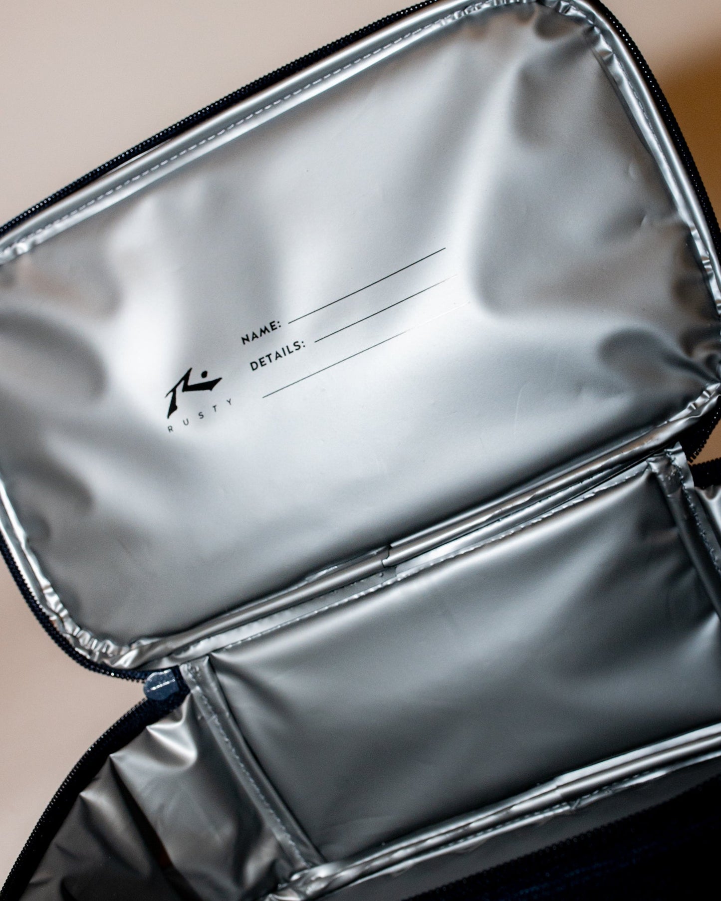 Paradisa Lunch Box - Fuchsia