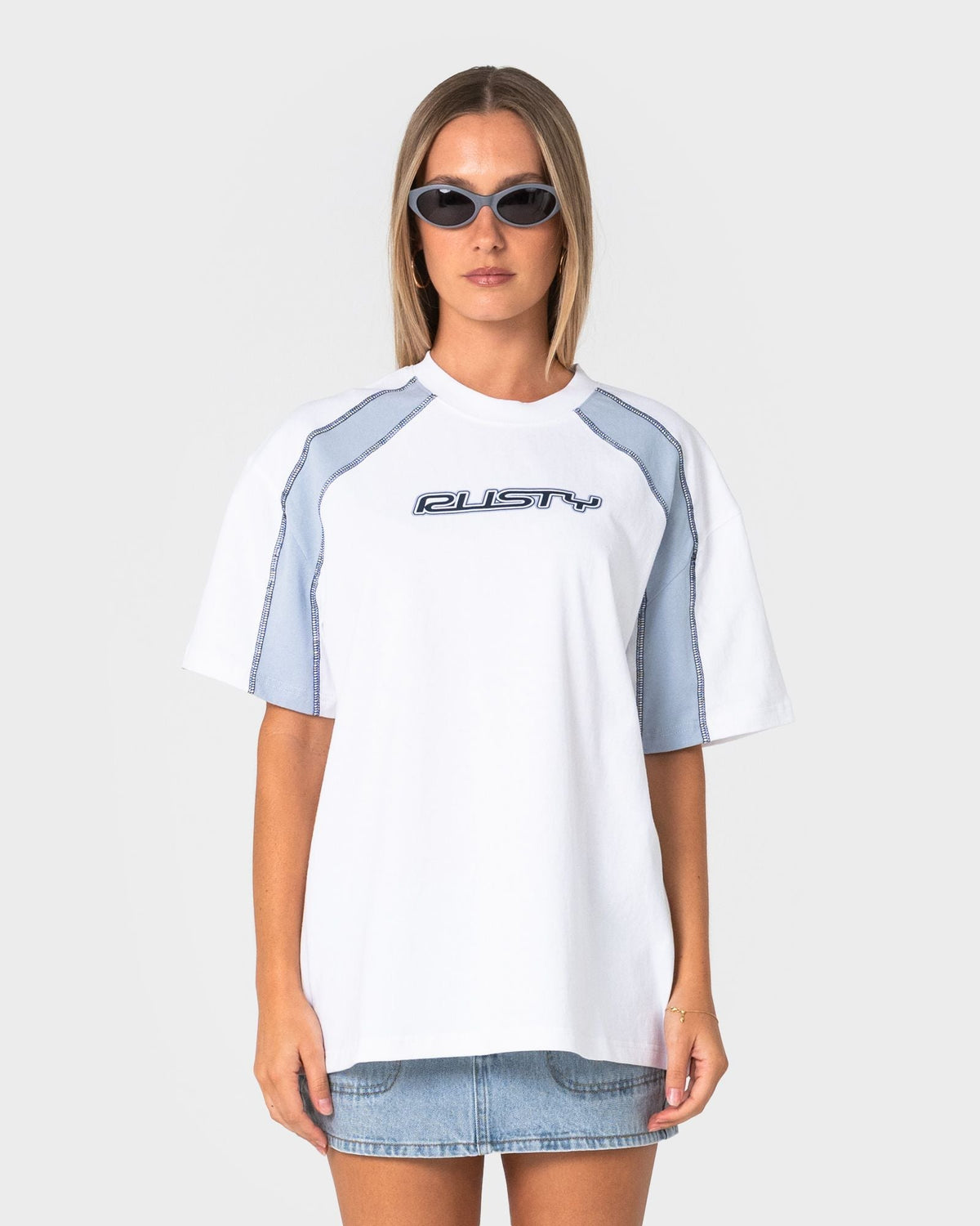 Rusty Wavers Tide Oversize Tee white front view