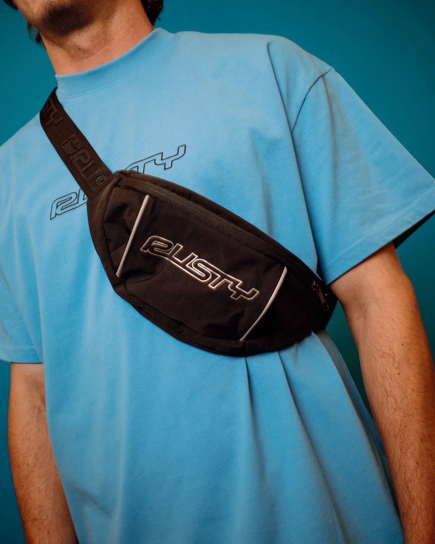 Rusty Fixie Crossbody Bag - Black (view 2)
