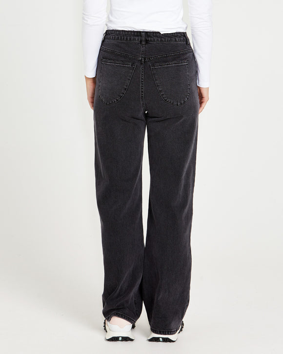 Emerald High Waisted Wide Leg Jeans – 82 Wash