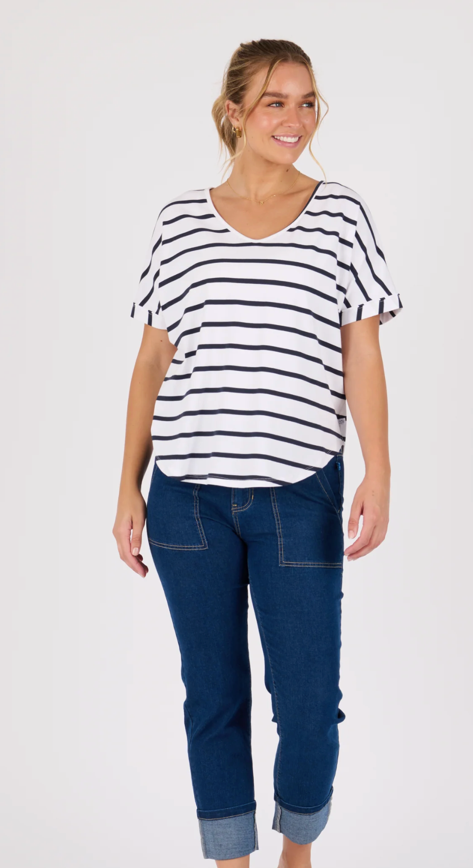 V-Neck Curve Hem Tee - White / Navy Stripe