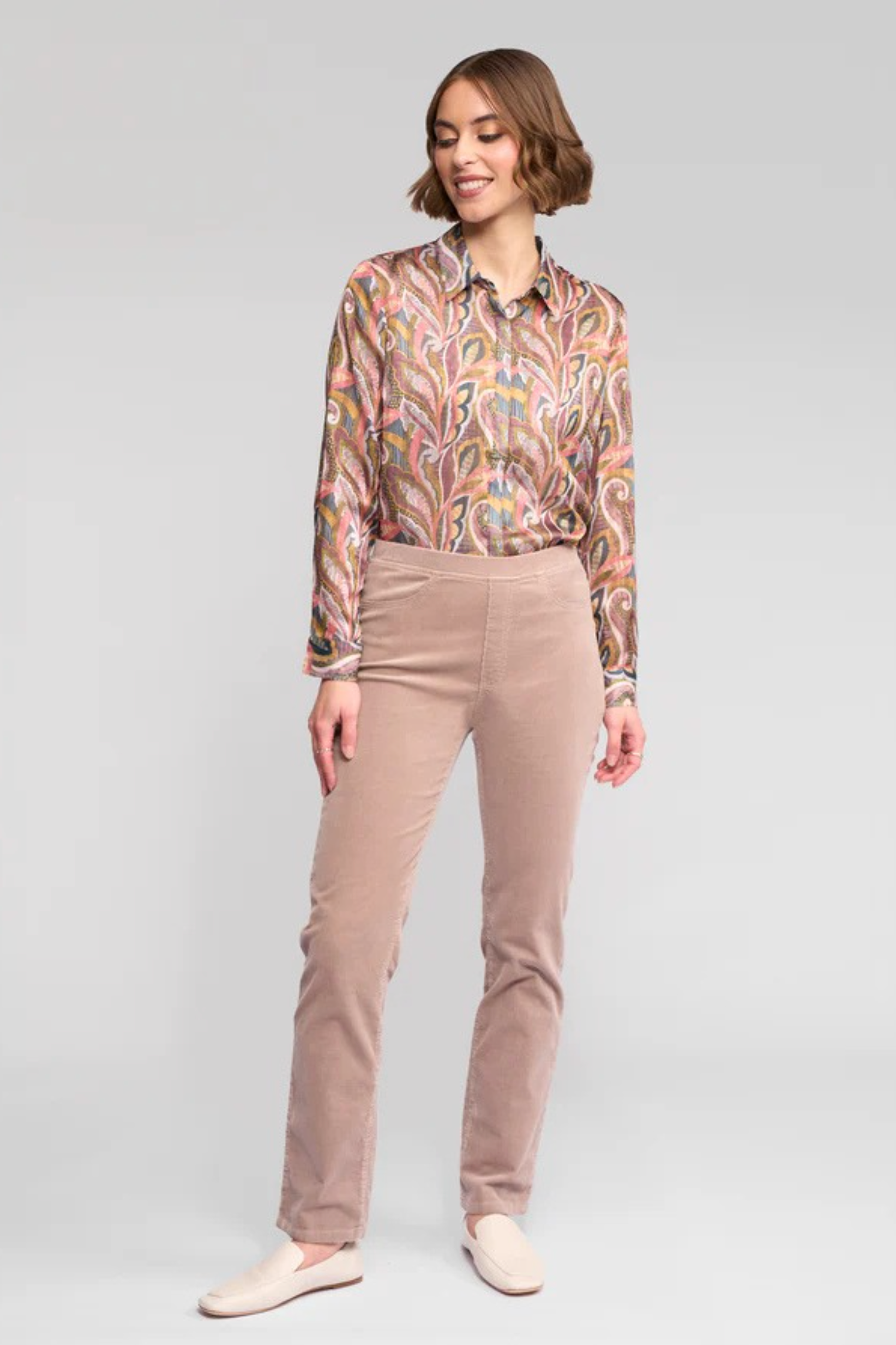 Vassalli Slim Leg Cord Pant Twig