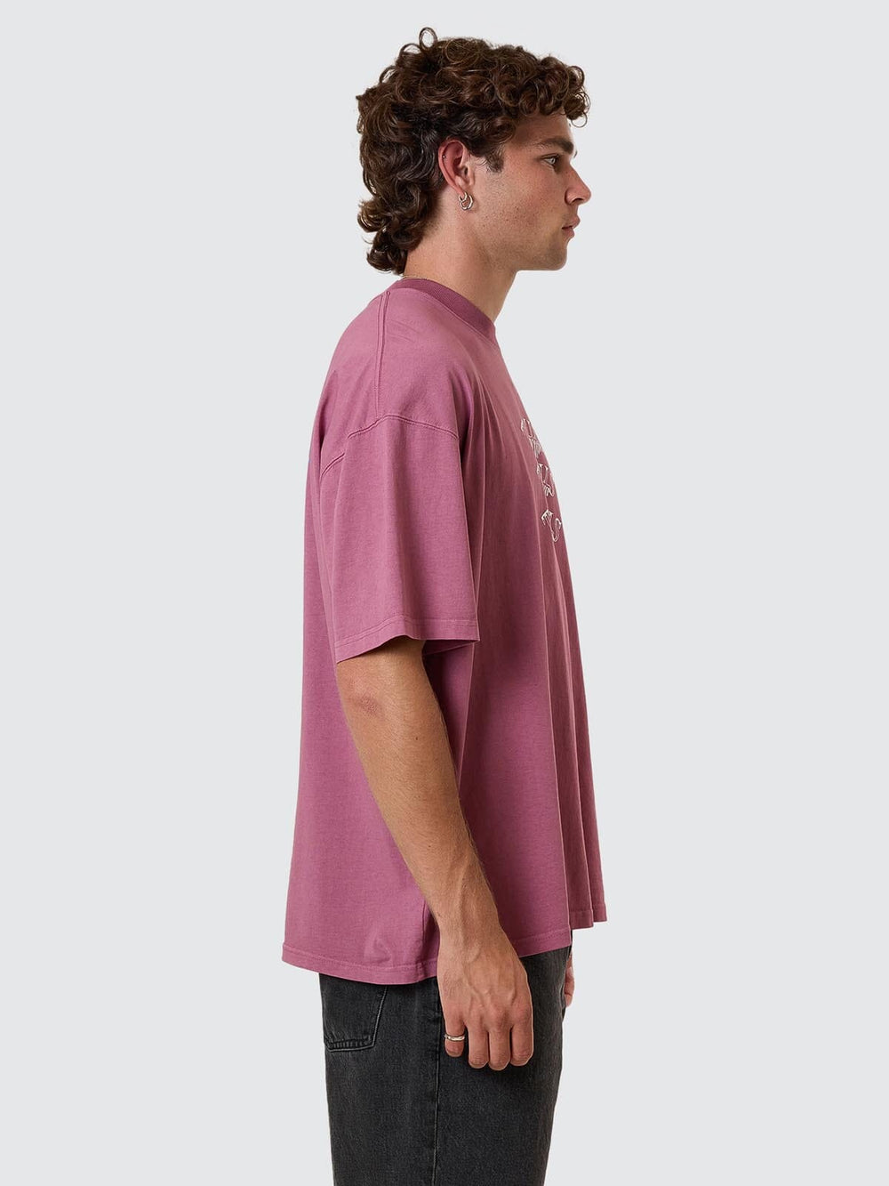 Thrills Reality Dreams Box Fit Oversize Tee - Delta Berry (view 8)
