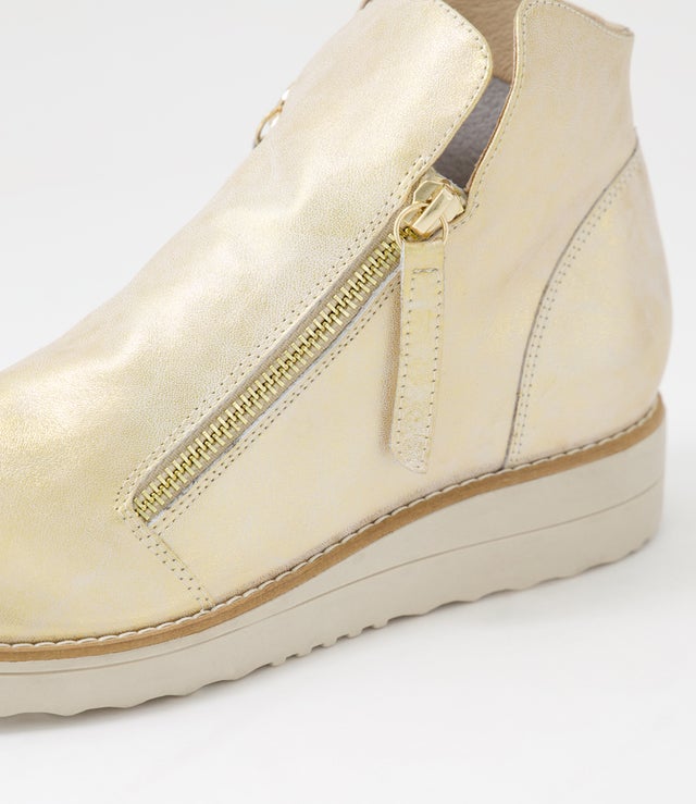 Ohmy Boot - Beige & Gold