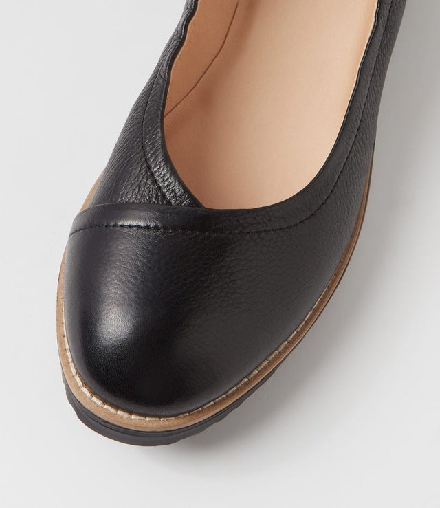 Top End Oxsson Ballet Flat - Black Patent (view 2)