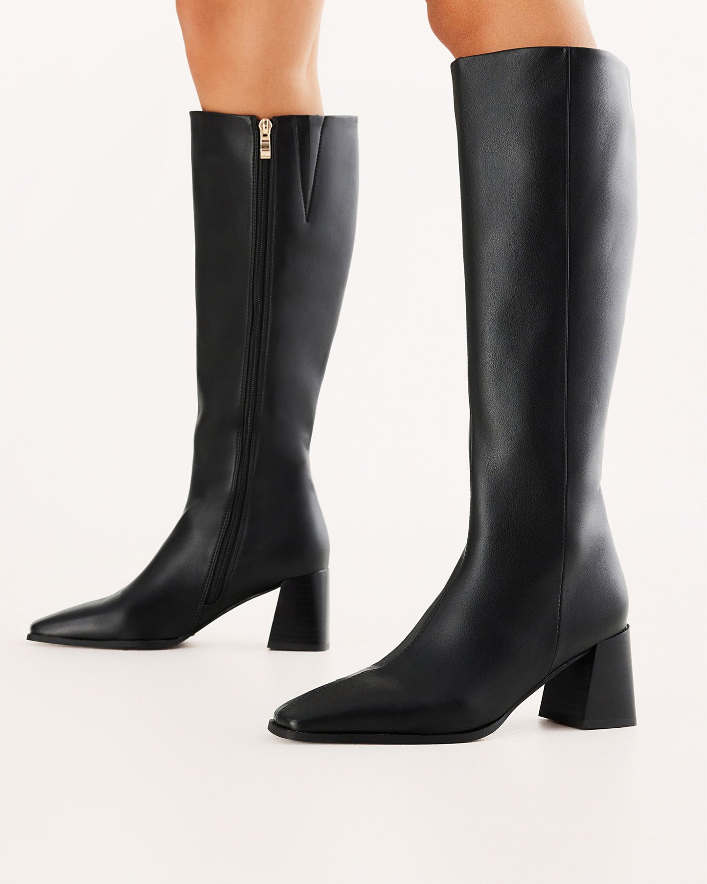 Verneta Boot - Black