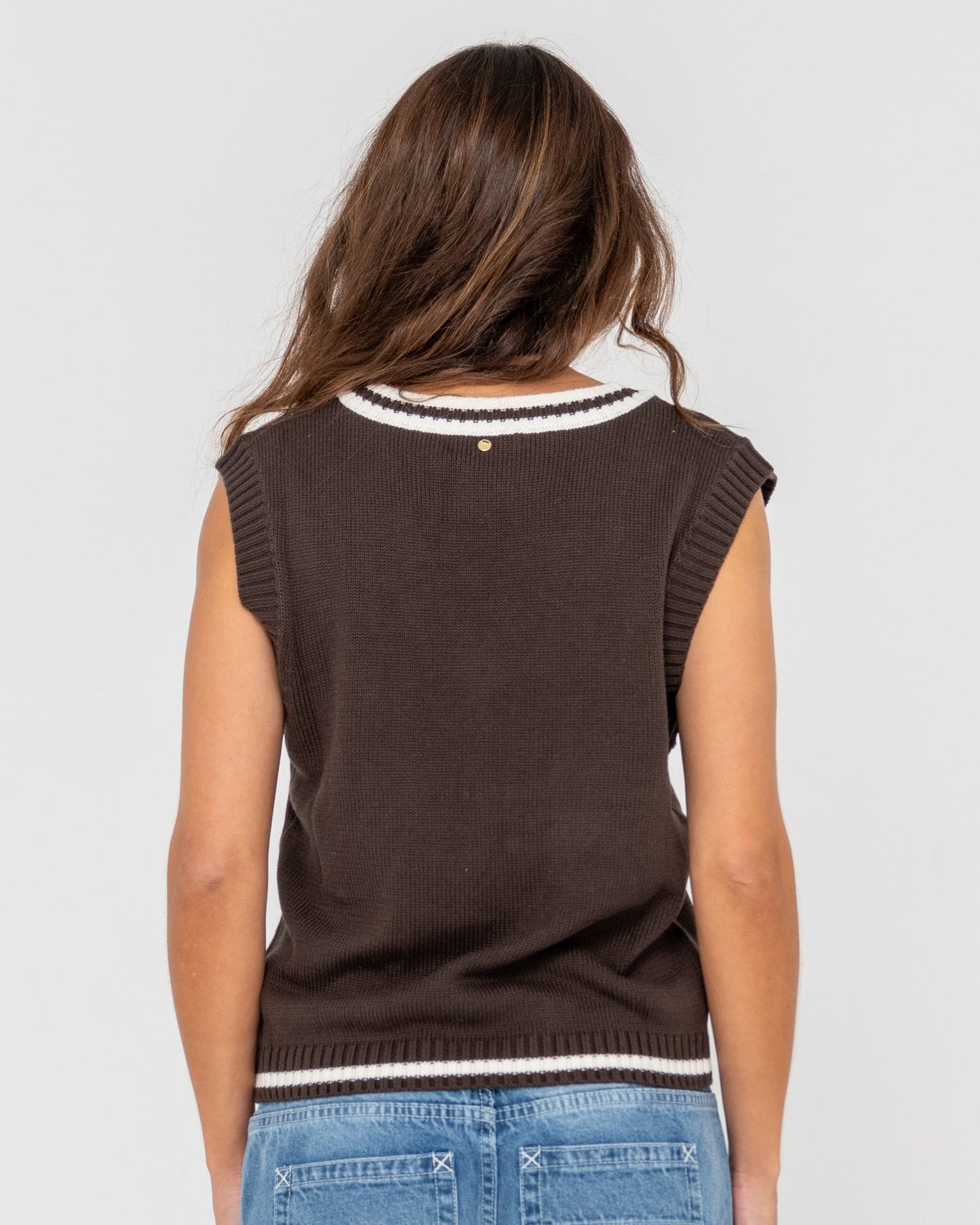 Nero Sleeveless Knit Vest - Java