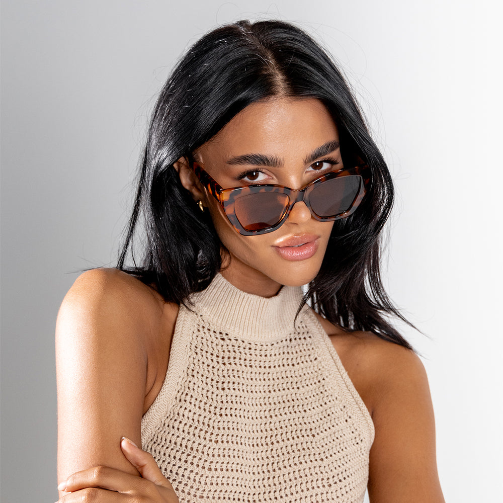 Winona - Tortoise Brown