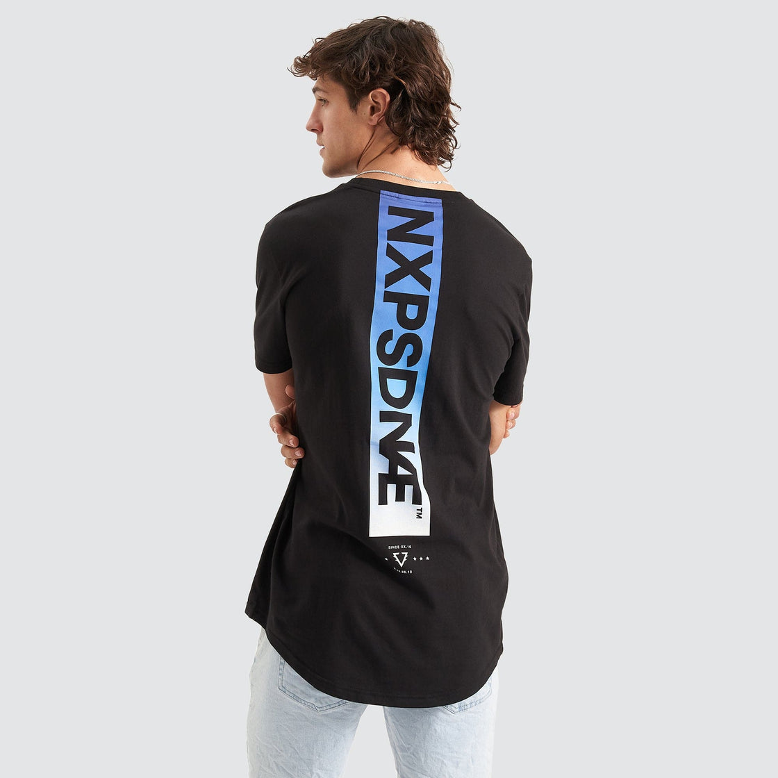 Fandom Cape Back Tee - Jet Black