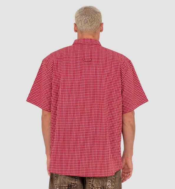 Worldwide Curved Hem Short Sleeve Shirt - Rhubarb