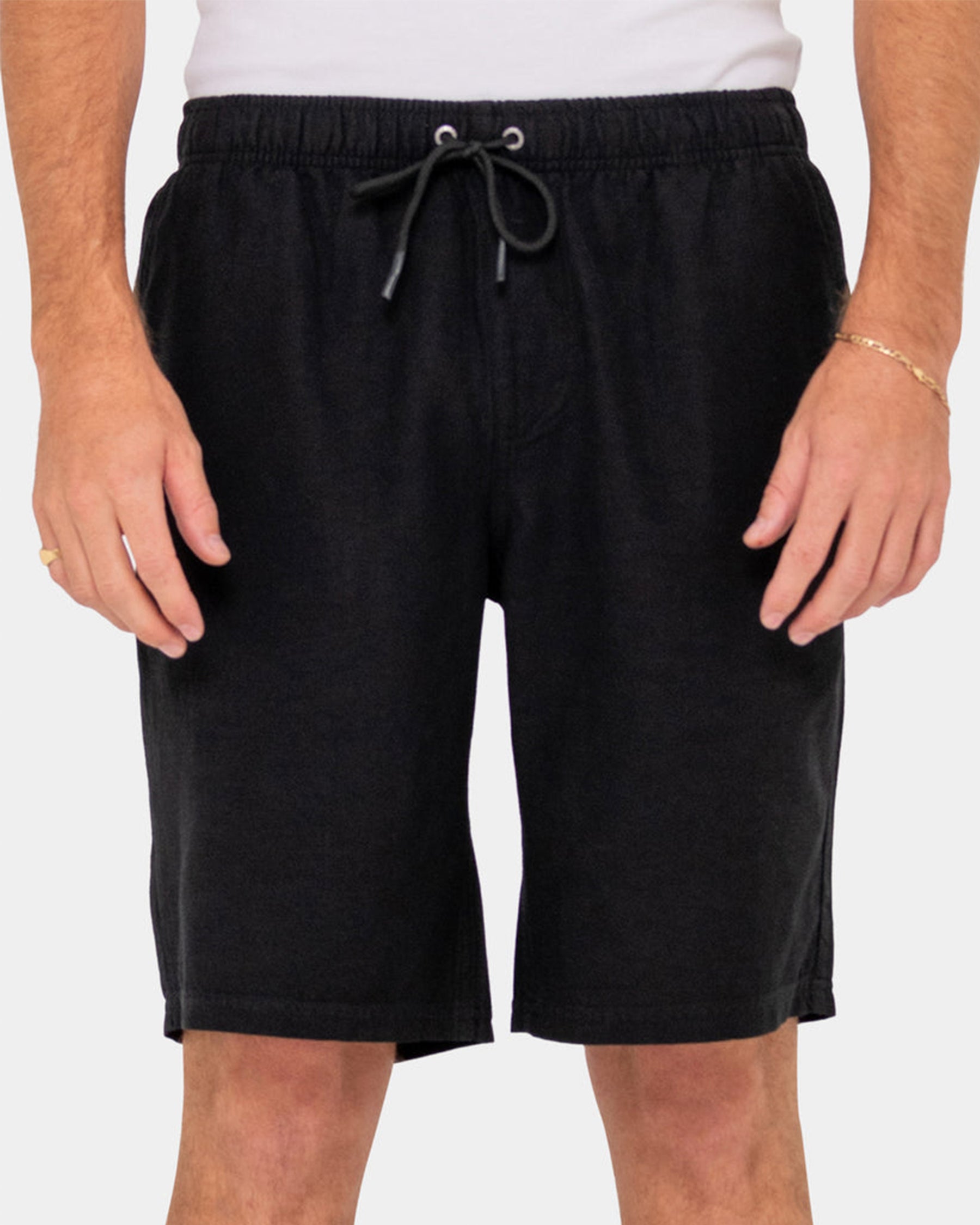 Rusty Overtone Elastic Short - Black