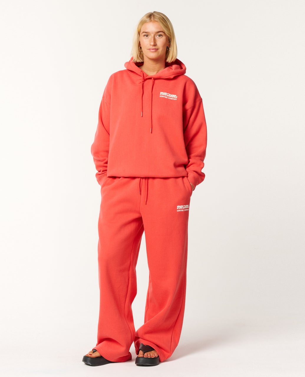 Rip Curl Surf puff Heritage Hood - Deep Red (view 4)