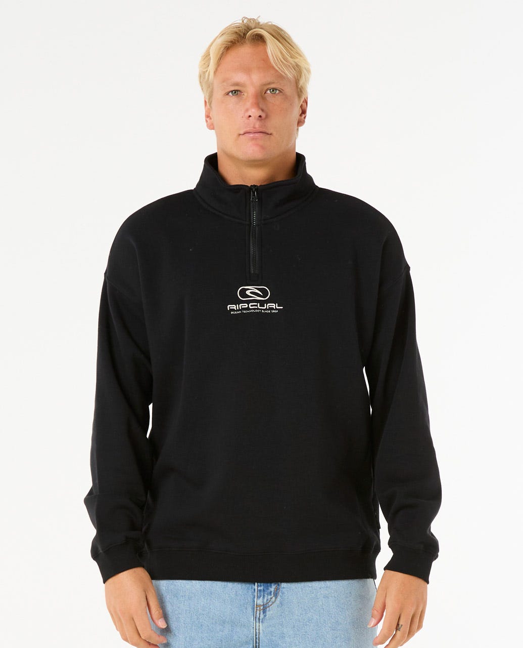 Pill Icon 1/4 Zip Crew - Black