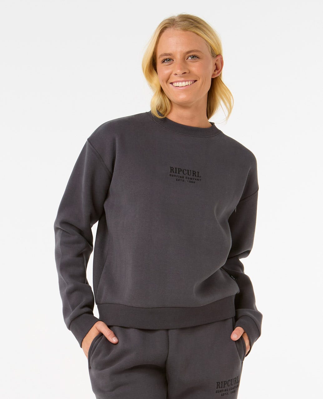 Surf Staple Relaxed Crew - Washed Black