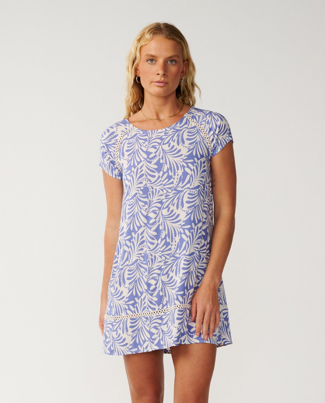 Party Wave Shift Dress - White/Blue