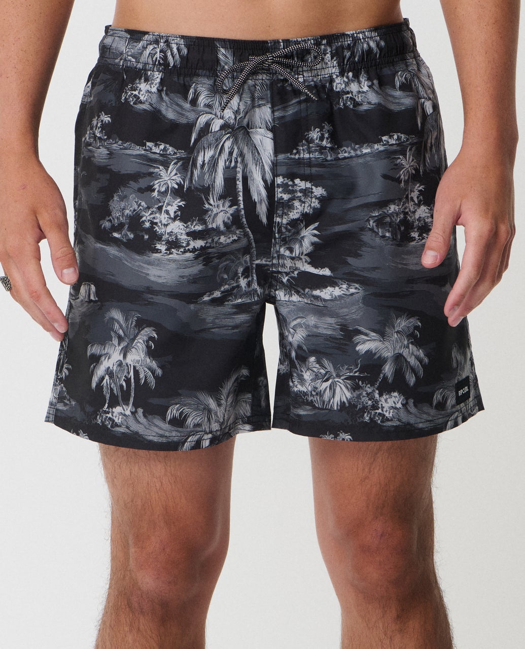 Dreamers Volley - Washed Black