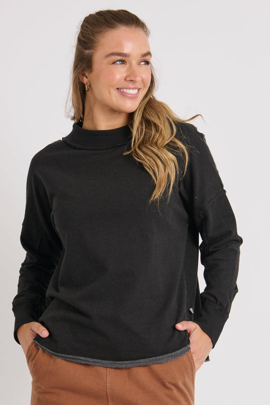Step Hem Sweat - Black