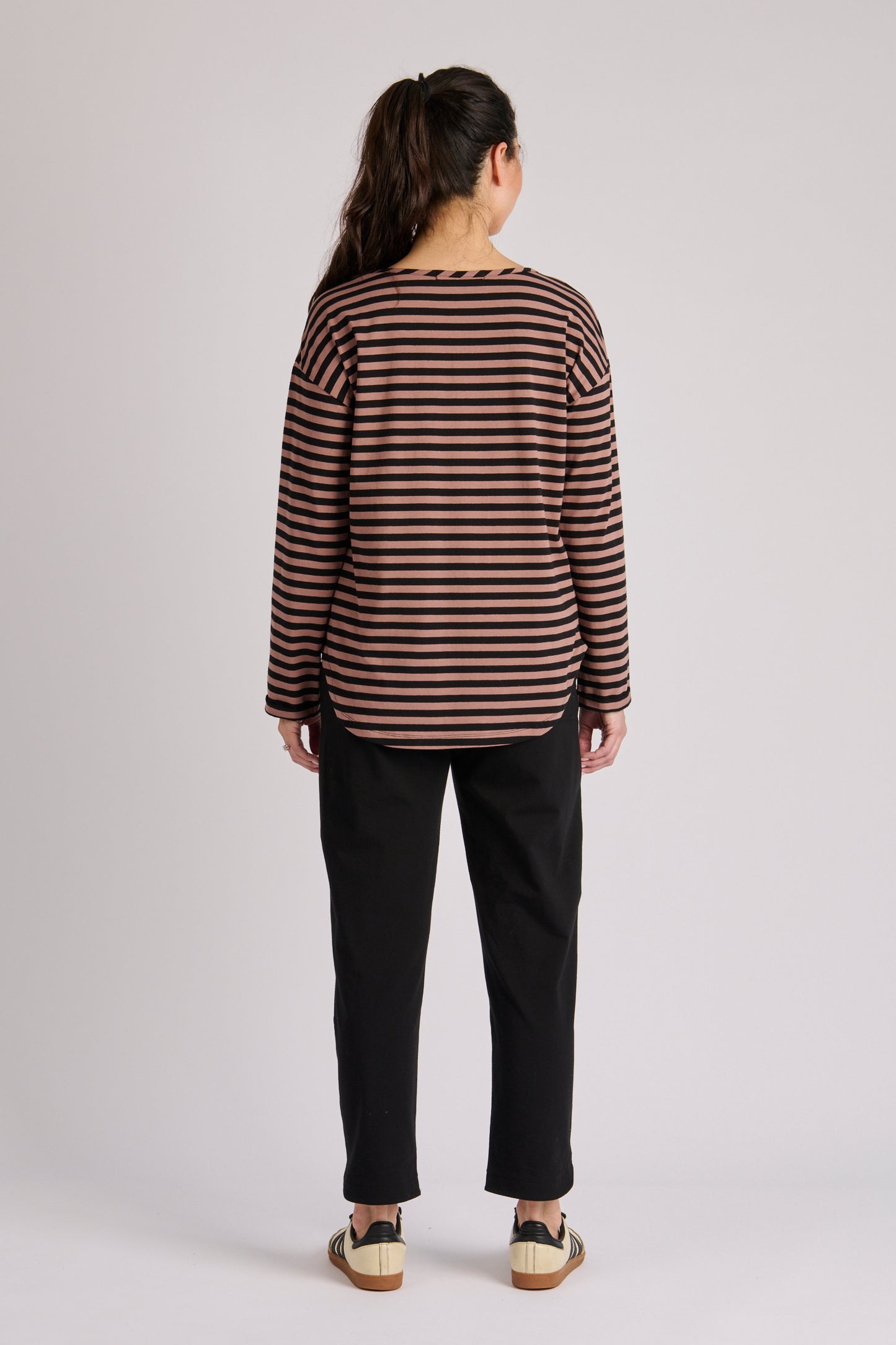One Ten Willow Cuff Sleeve Scoop Hem Tee - Brown Stripe (view 4)