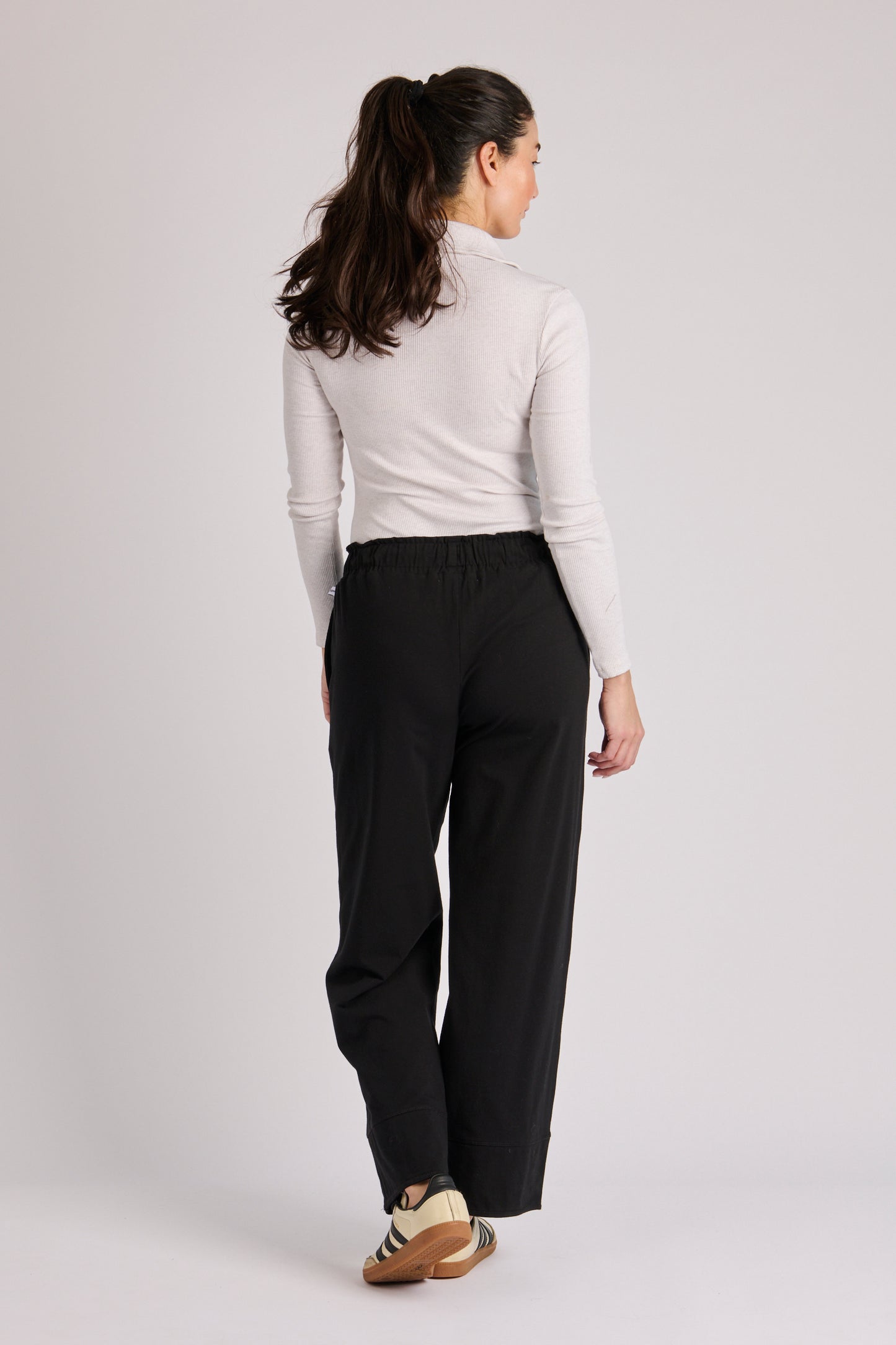 One Ten Willow Cuff Detail Pant - Black (view 4)
