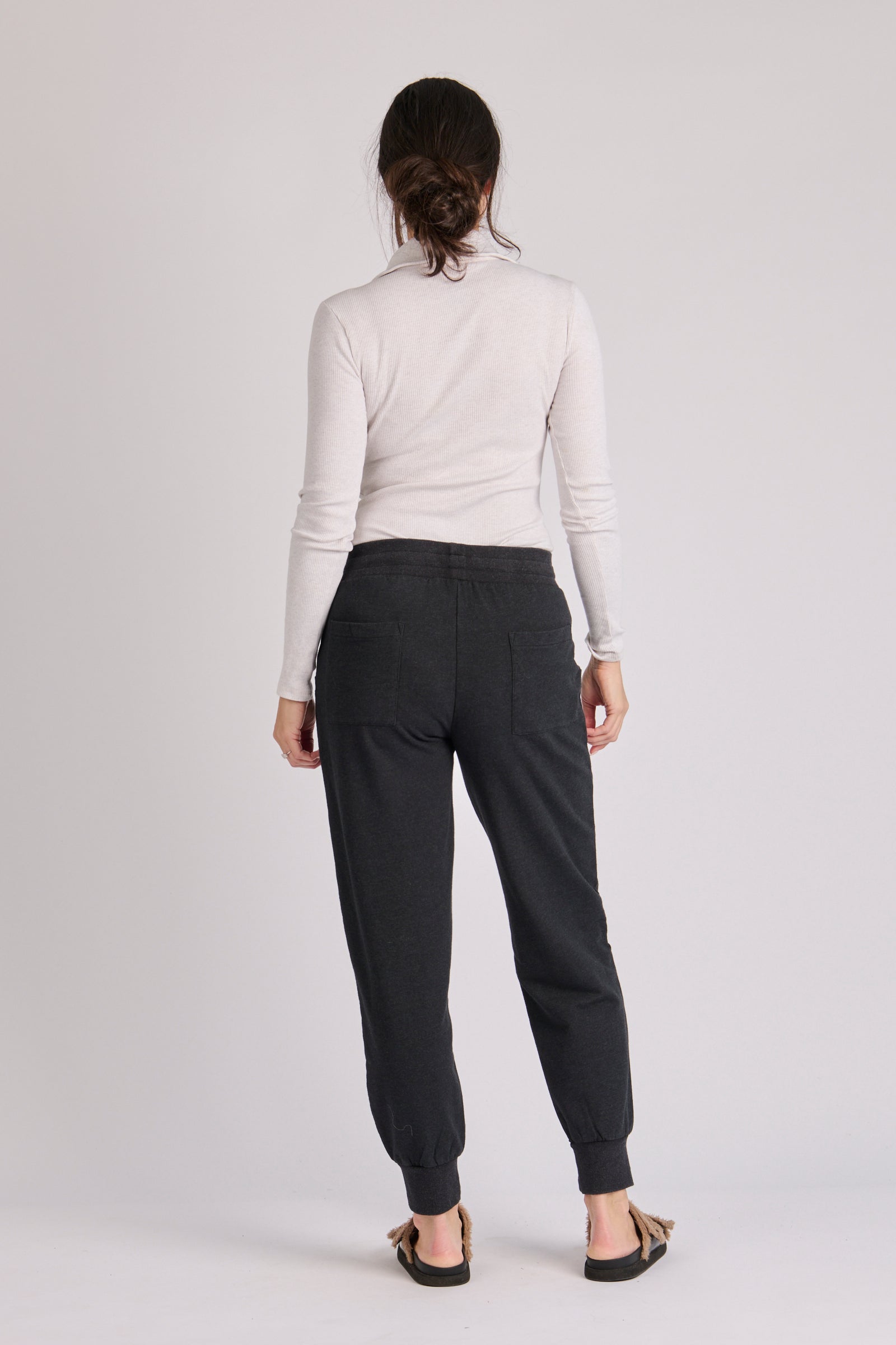 One Ten Willow Pocket Detail Pant - Black (view 4)