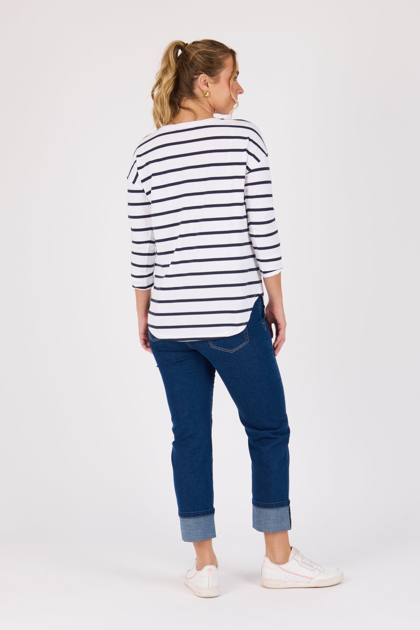 3/4 Sleeve Scoop Hem Tee - White / Navy Stripe