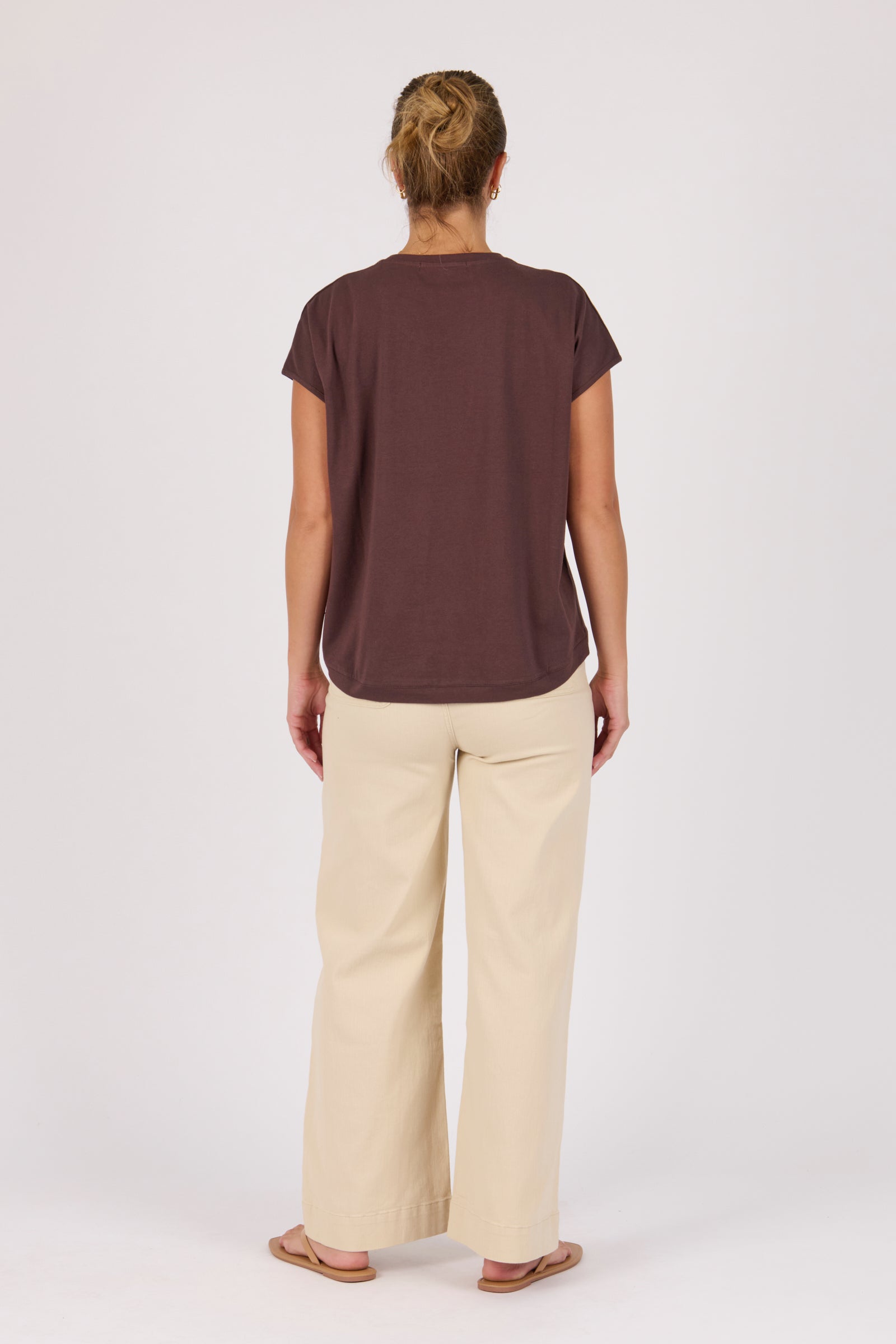 One Ten Willow Placement Print Shell Tee - Chocolate Palm (view 4)