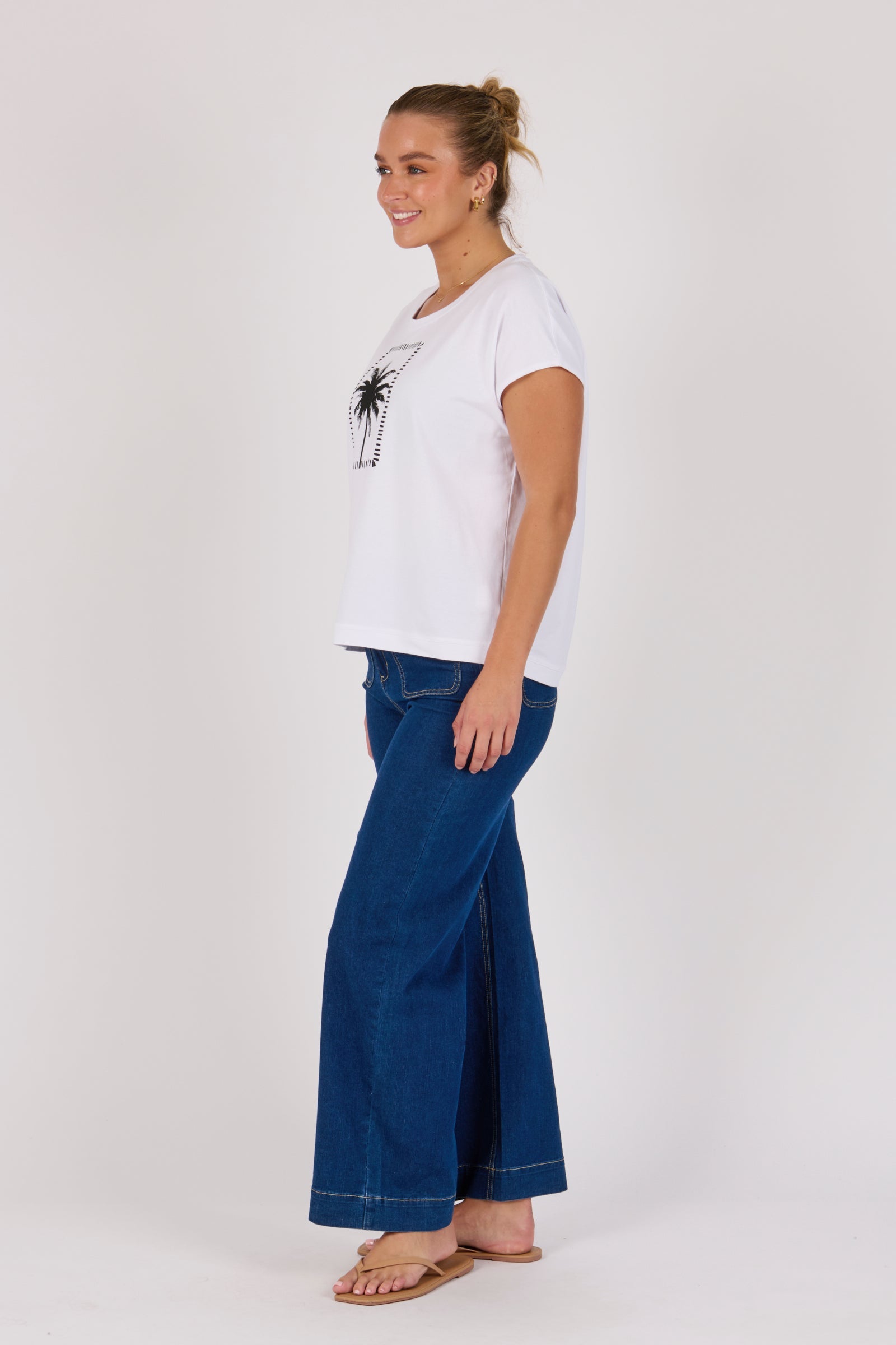 One Ten Willow Placement Print Shell Tee - White Palm (view 3)