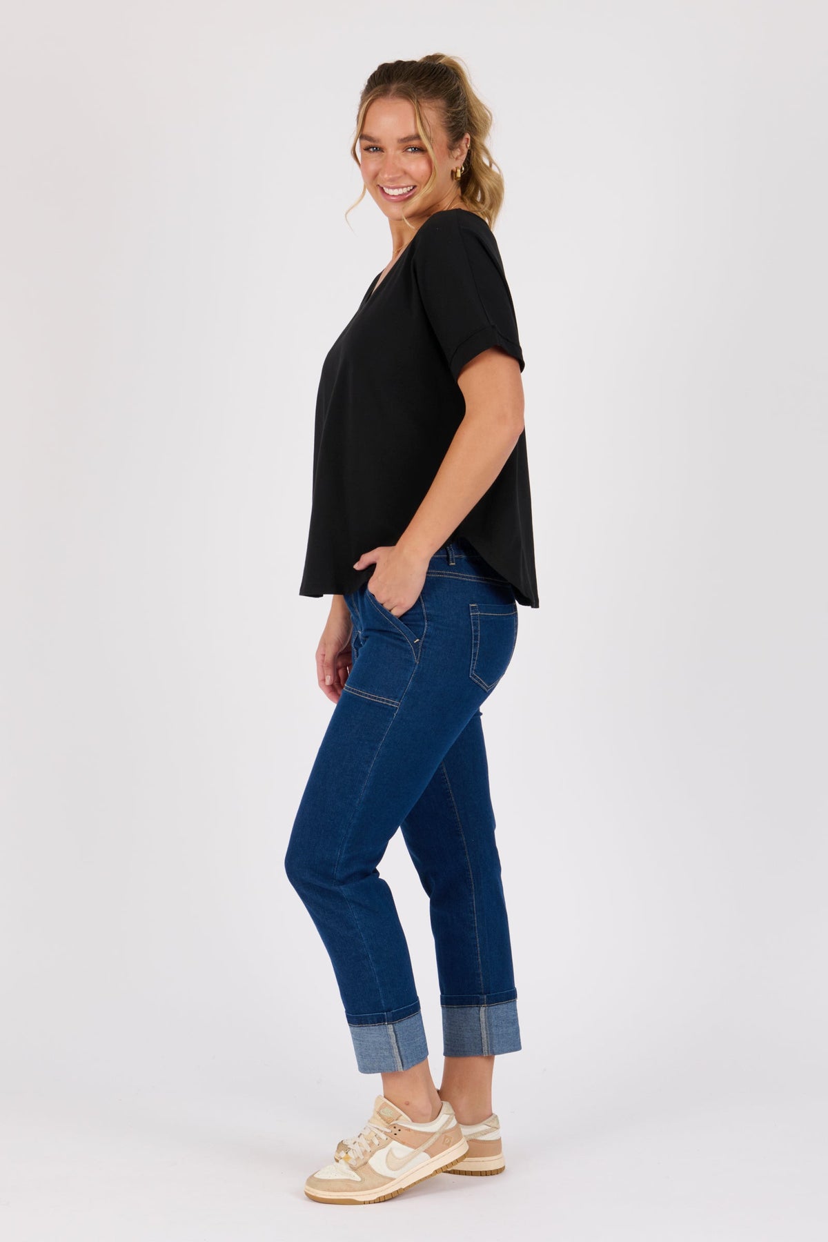 V-Neck Curve Hem Tee - Black - Catani Clothing