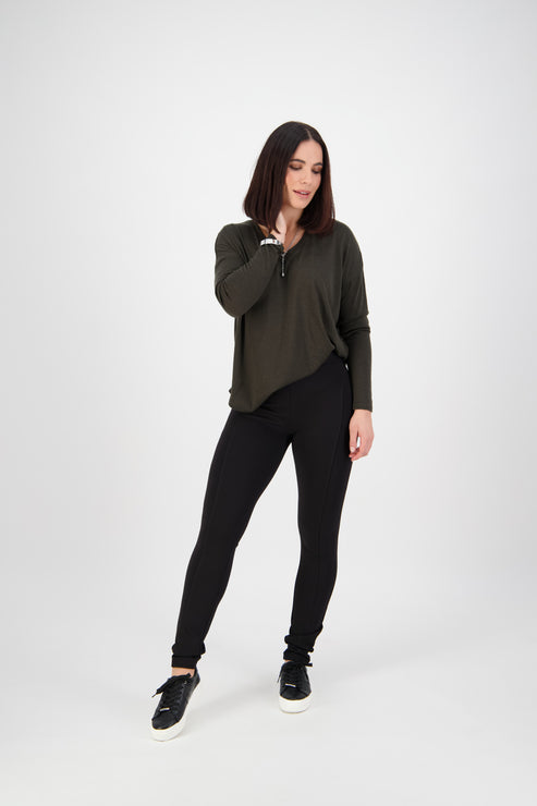 Vassalli Full Length Skinny Leg Ponti Pant - Black (view 3)