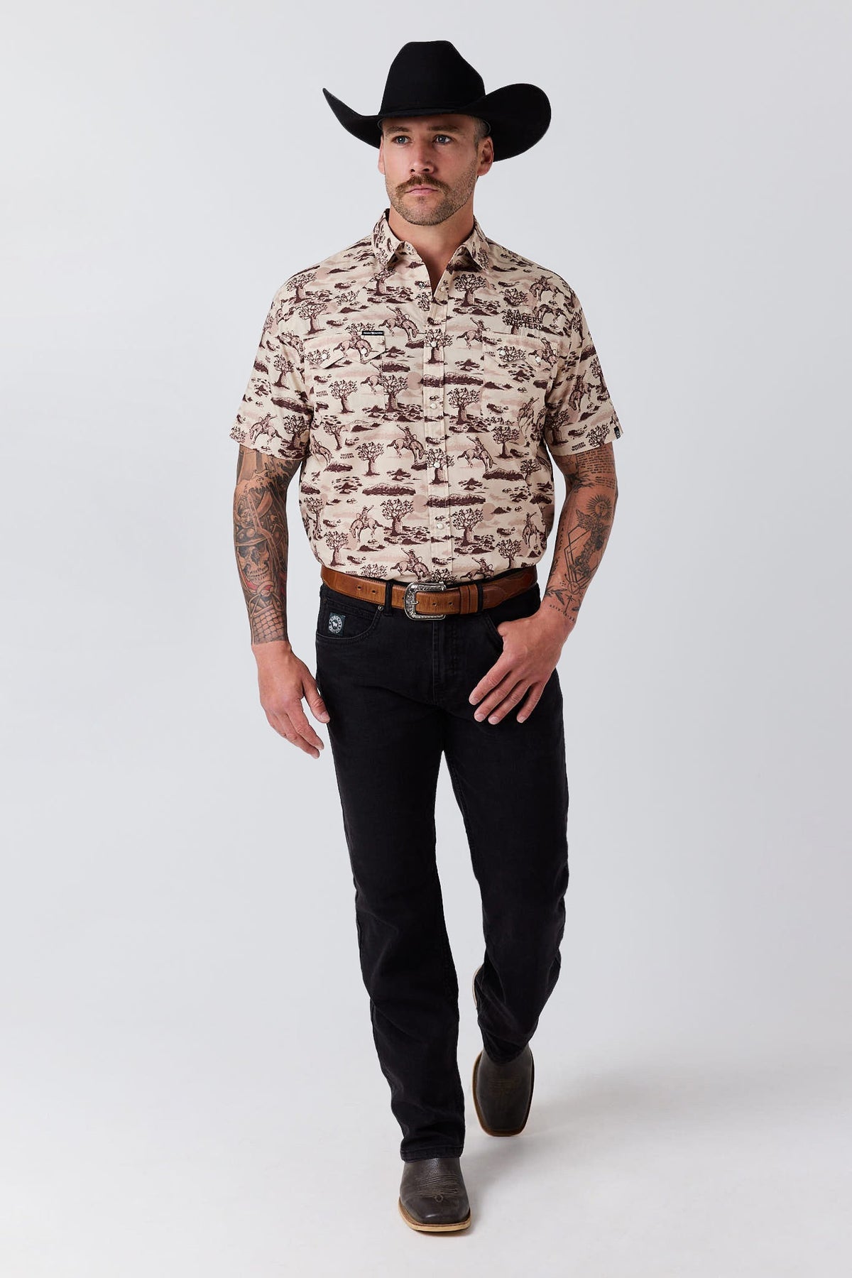 Ringers Western Thirsty Days Pub Shirt Dark Sand detail