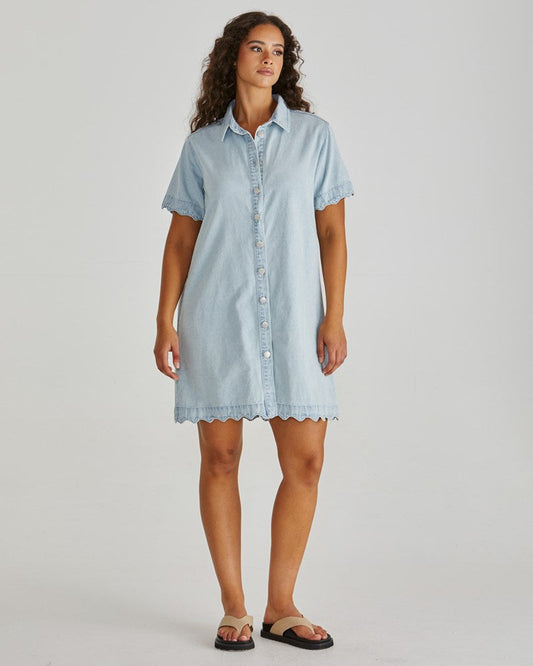 Vale Scalloped Denim Dress - Bleach