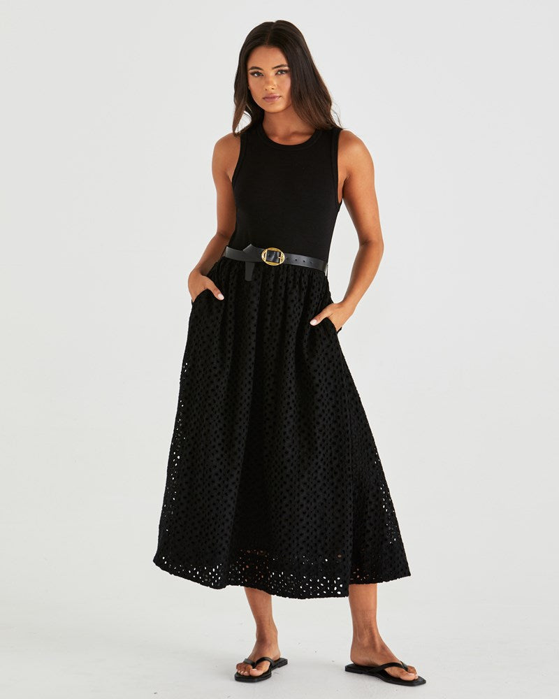Sass Pattie Dress - Black (view 3)